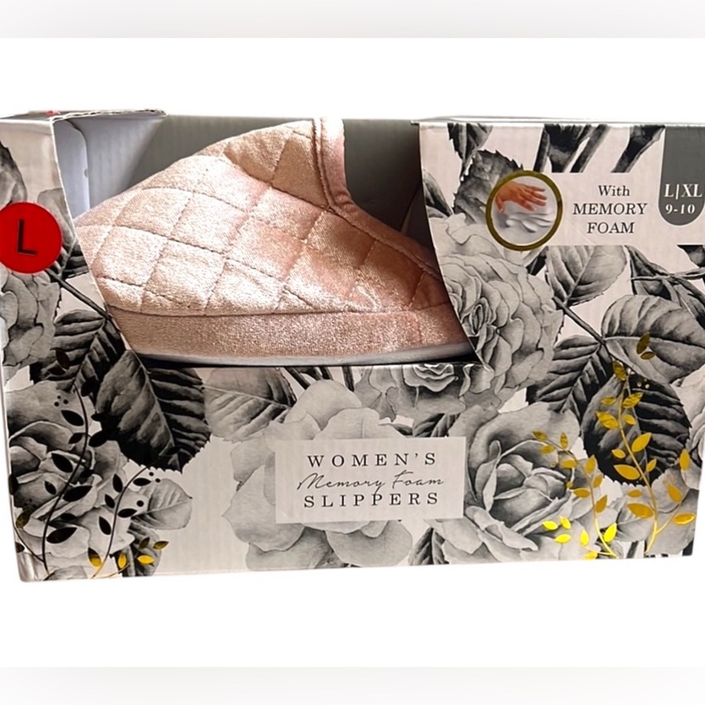 Memory foam slippers